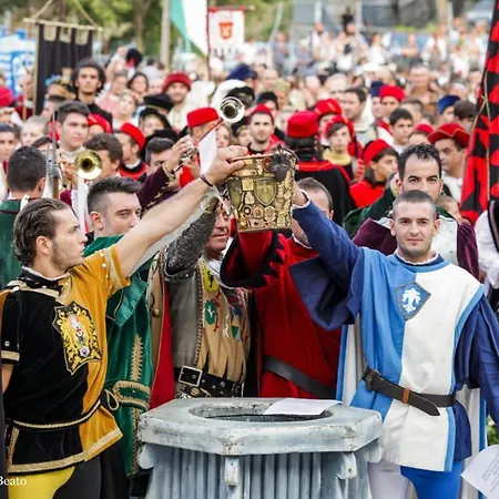 Апартаменты Casa Rooms&tabacchi Ideale Per Gruppi