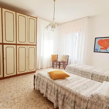 [casa Rooms&tabacchi] Ideale Per Gruppi Appartamento