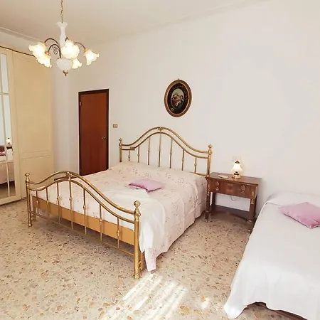 [casa Rooms&tabacchi] Ideale Per Gruppi